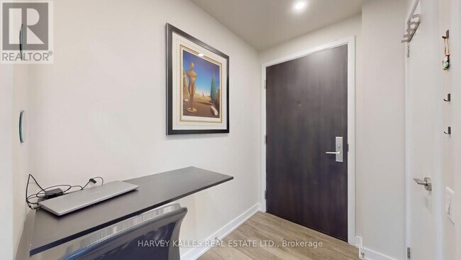 Photo du bâtiment - 38 Monte Kwinter Ct