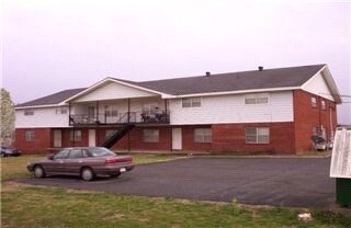 Foto principal - 306 E Knoxville St