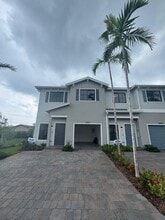 Building Photo - 5000 Elderberry St