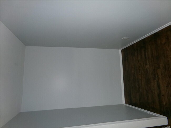 Foto del edificio - 255-51 147th Dr