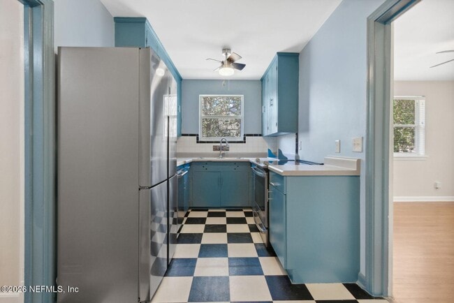 Foto del edificio - 3582 Hedrick St