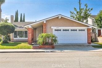 Building Photo - 8592 Lowmead Dr