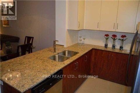 Photo du bâtiment - 205-2205 Sherway Gardens Rd