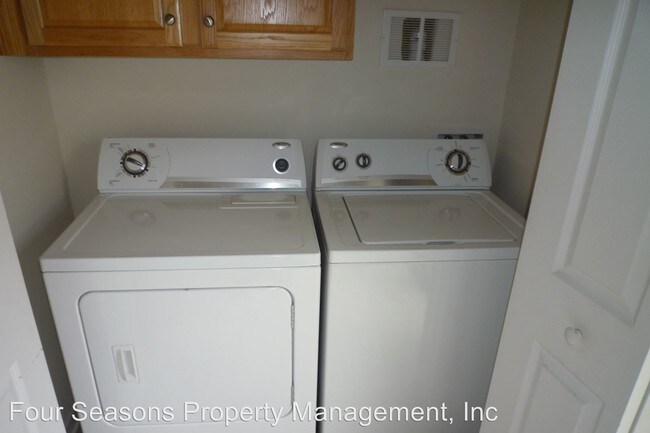 Foto del edificio - 2 br, 2.5 bath House - 8708 Twined Creek Lane