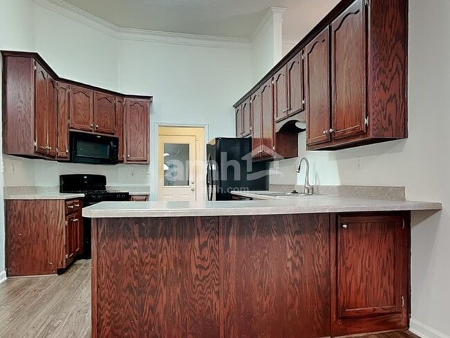 Foto del edificio - 6145 Sandbourne E