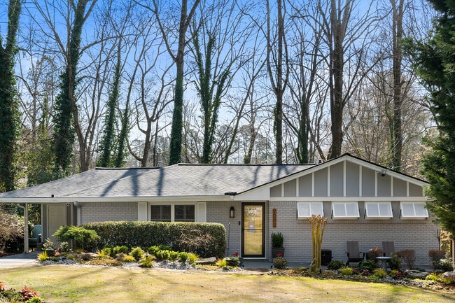 Building Photo - 2092 Drew Valley Rd NE