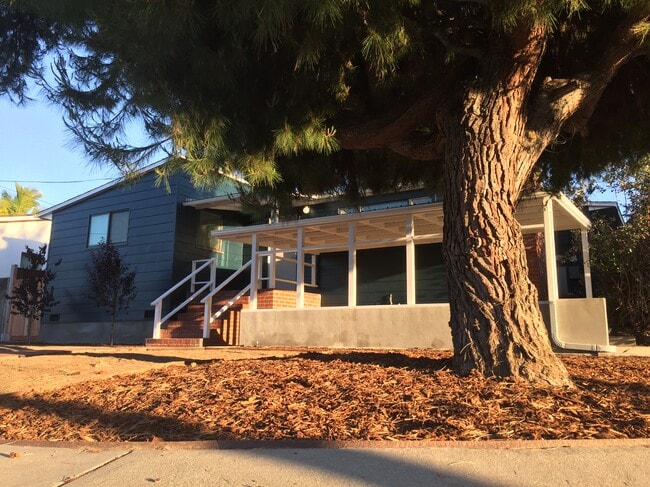 carport - 1888 260th St