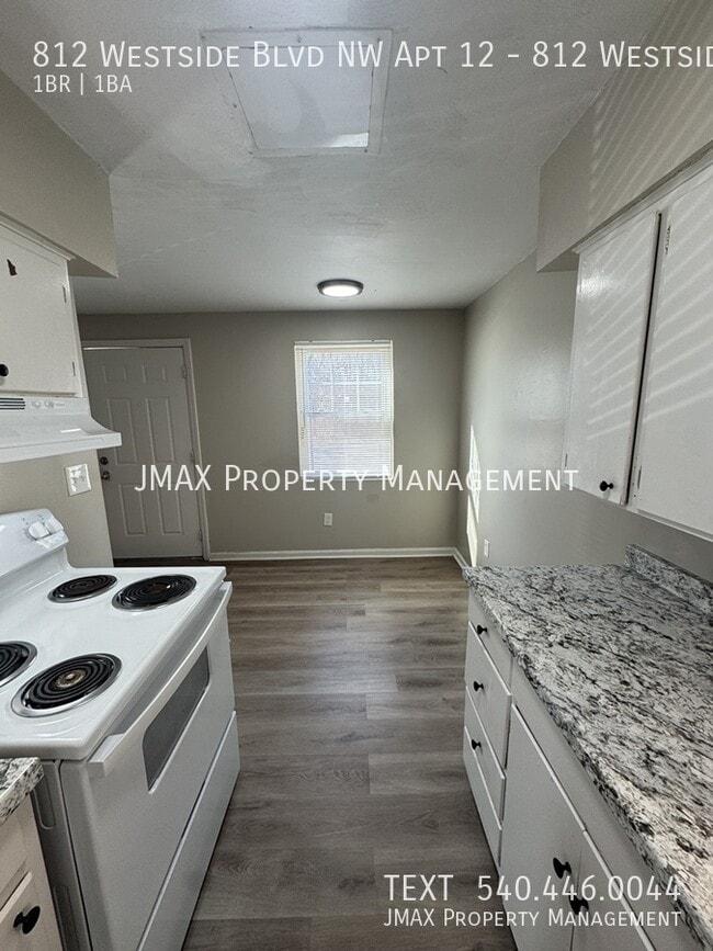 Foto del edificio - 812 Westside Blvd NW