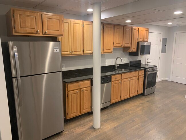 Foto del edificio - 61 Park Dr