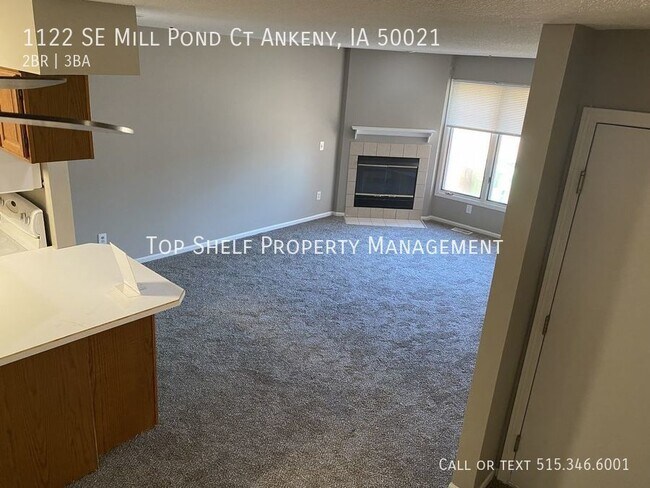 Foto del edificio - 2 Bedroom 2.5 Bath Available !