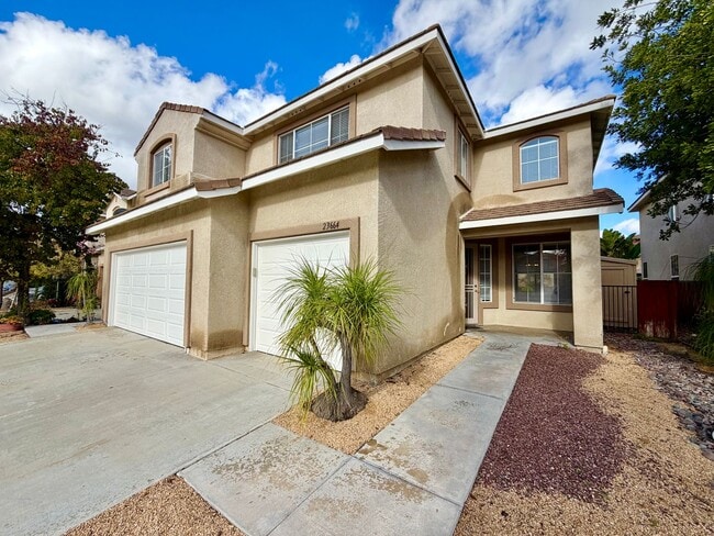 Building Photo - Spacious Oak Creek Cul-de-Sac Home with 5 Bedrooms & 3-Car Garage