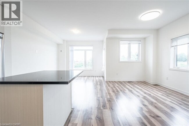 Building Photo - 590 N Service Rd