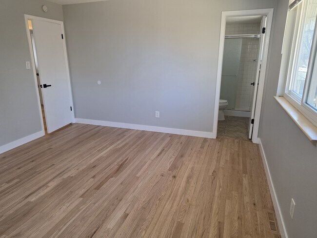 Foto del edificio - 1533 S Jamaica St