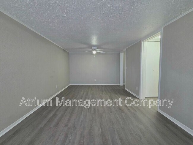 Building Photo - 1295 N Holland Pkwy