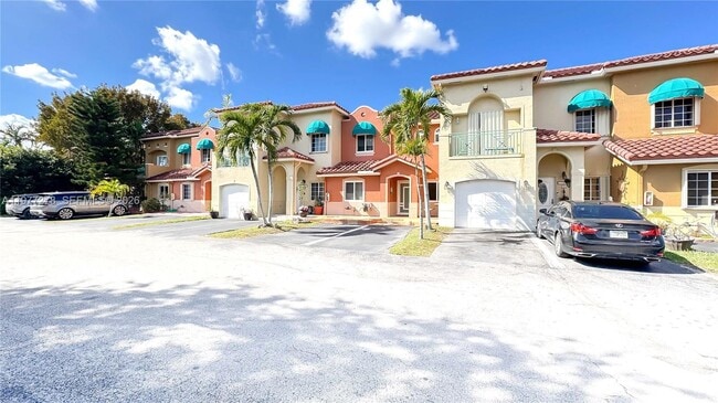 Building Photo - 17360 NW 69th Ct