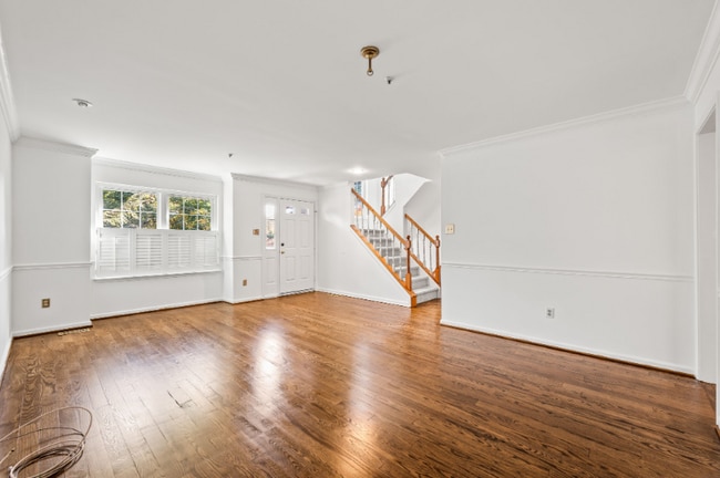 Building Photo - 1430 Redwood Ct