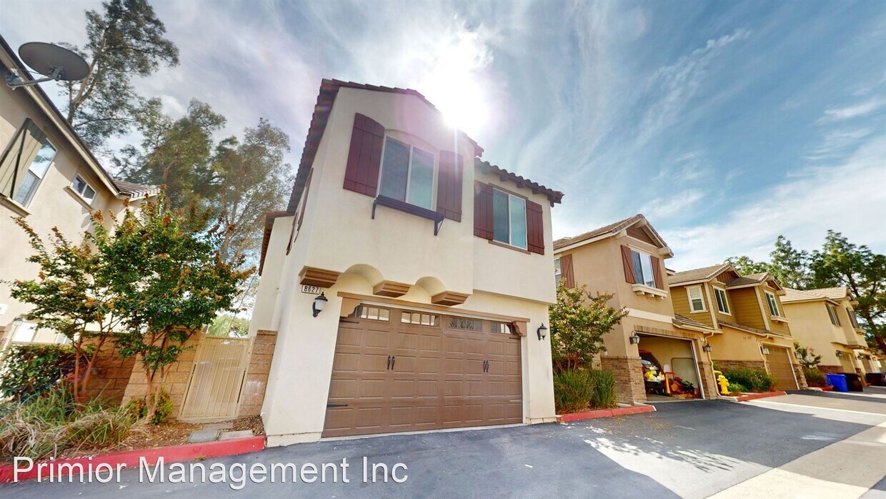 Primary Photo - 4 br, 2.5 bath House - 8627 Adega Dr
