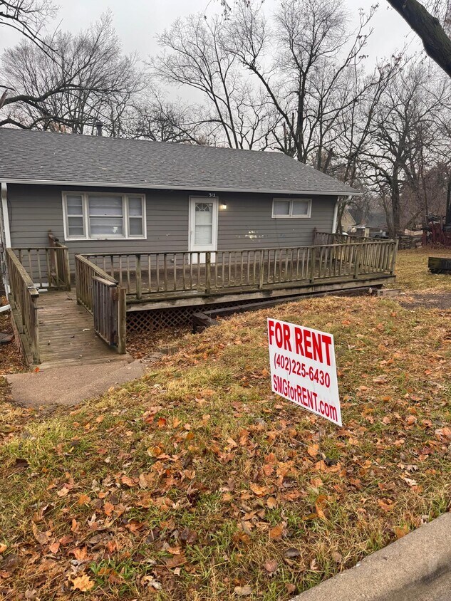 Primary Photo - 312 Hill St