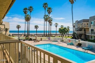 Building Photo - 321 E Surfside Dr