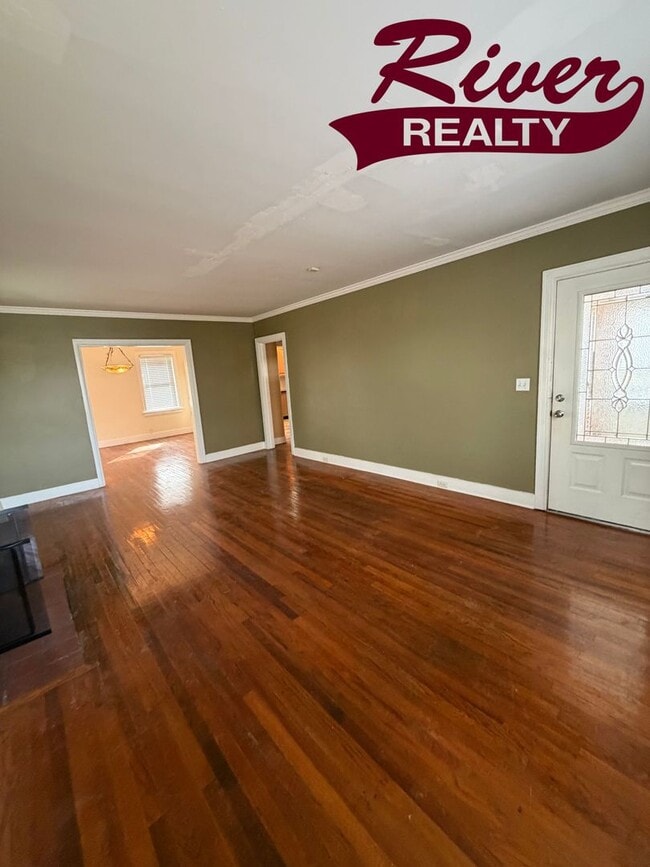 Building Photo - Brick home in Augusta!