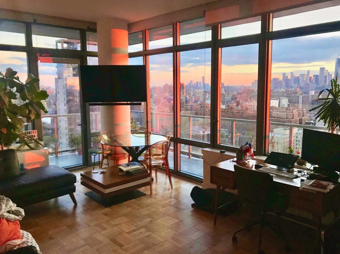 Foto principal - 11 AVENUE