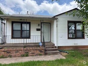 Building Photo - 319 Rockwood Dr