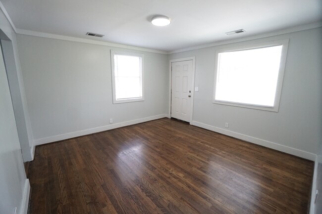 Building Photo - 3909 39th Ct N