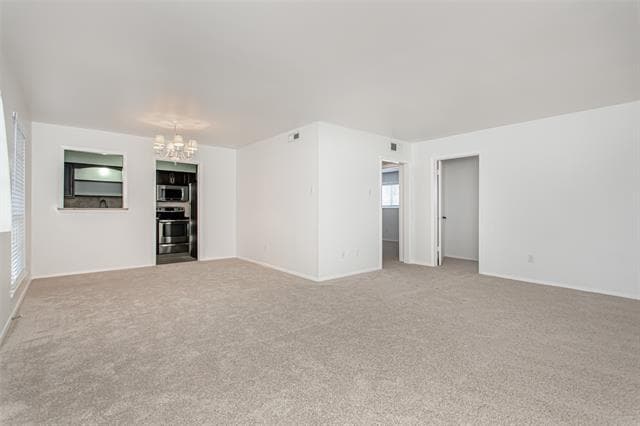 Building Photo - 6015 E University Blvd