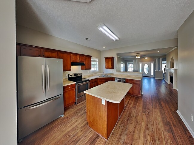 Foto del edificio - 2283 Purple Leaf Ln