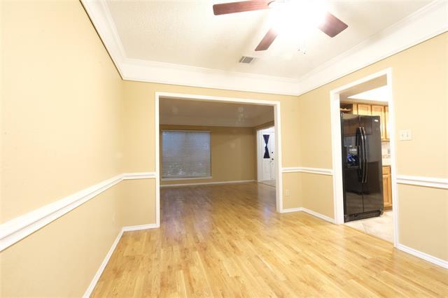 Building Photo - 4348 Kenwood Dr