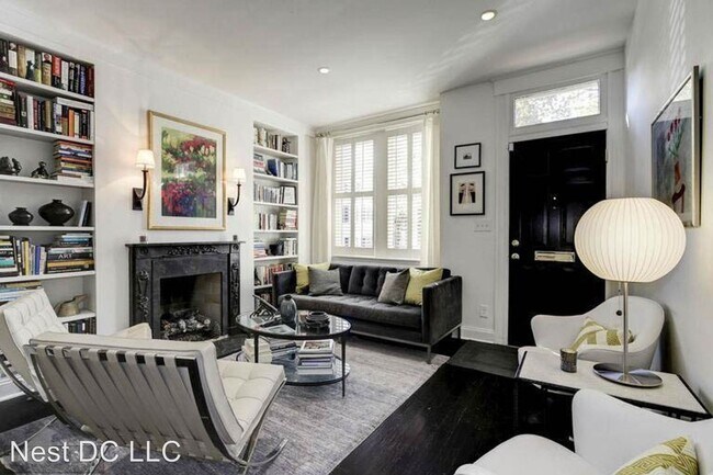 Foto del edificio - 3 br, 2 bath House - 1625 33rd St NW