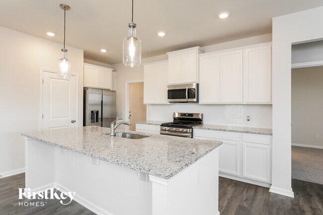 Building Photo - 509 Hillpark Ln