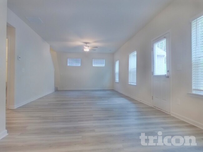 Foto del edificio - 443 Prescott Wy