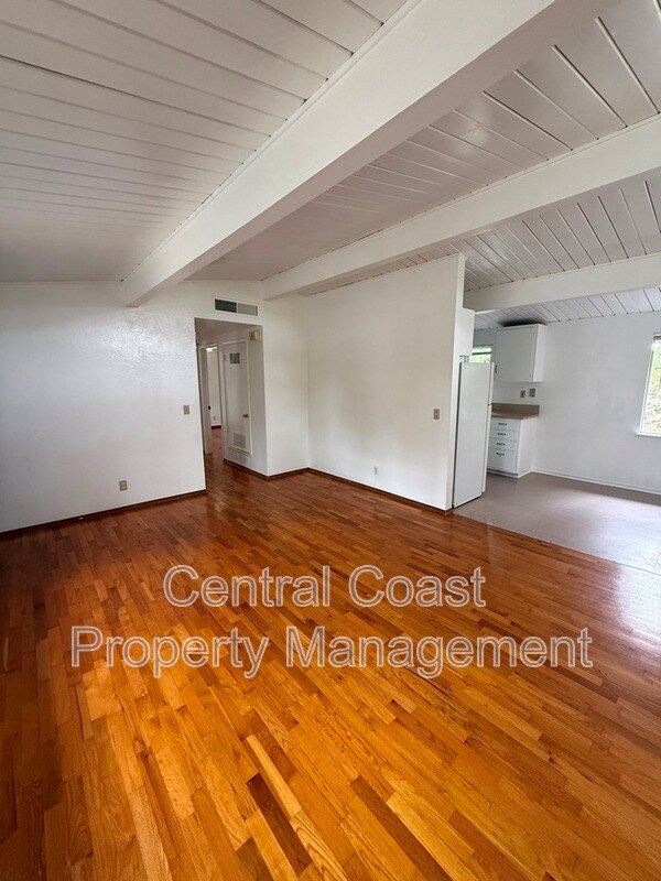 Foto del edificio - 822 Cedar St