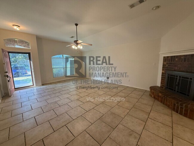 Foto del edificio - 1004 Pikes Peak Dr