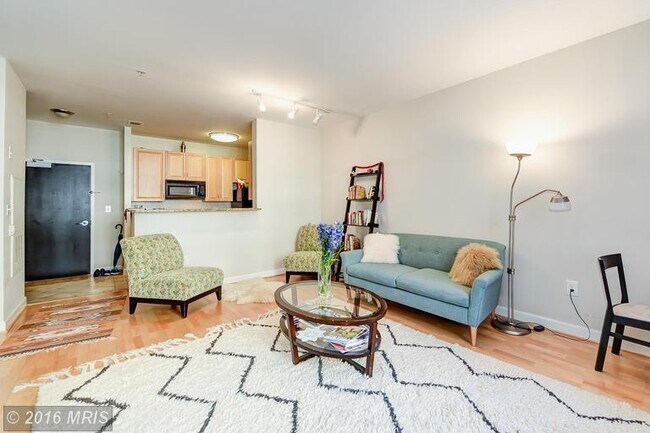 Foto del edificio - Westend/Georgetown One Bedroom, One Bath i...
