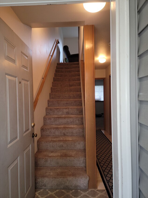 2100 E Illinois St, Bellingham, WA 98226 Townhouse for Rent in