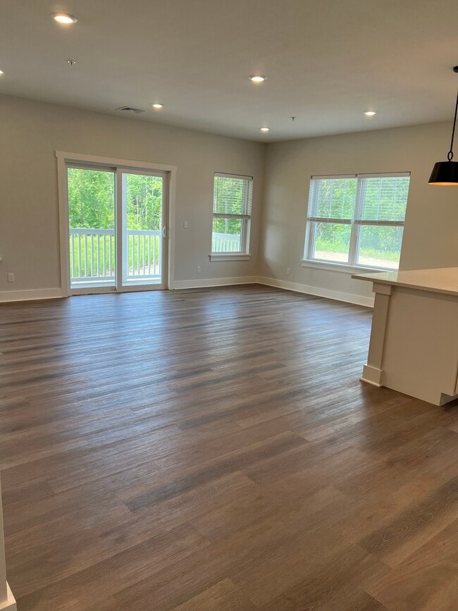 Foto del edificio - The Residences at Wemple Road