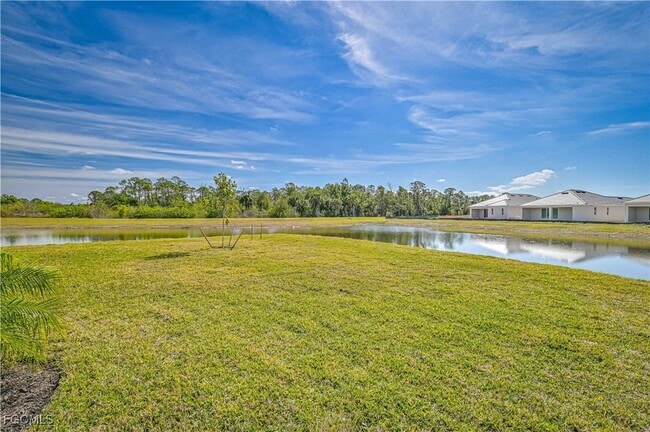 Foto del edificio - 25345 Bonsai Ct