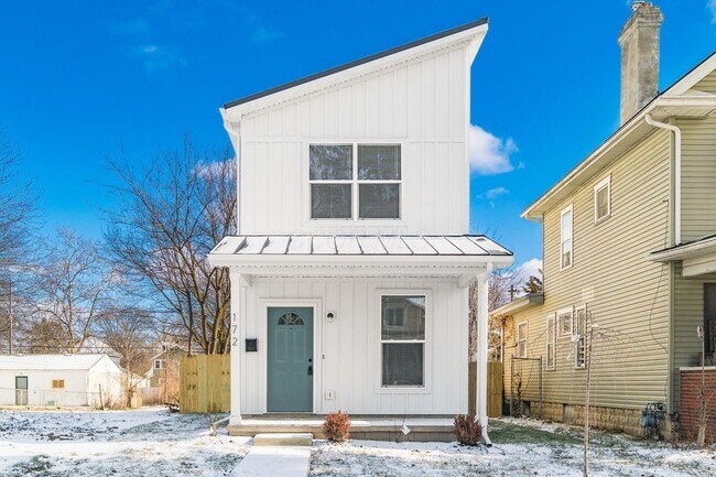 Foto del edificio - 172 Whitethorne Ave