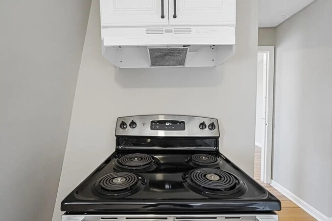 Building Photo - 100 Appleton St