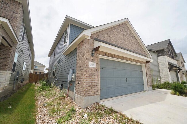 Foto del edificio - 2513 Danbury Ln