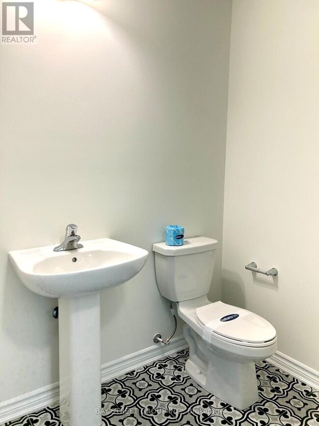 Building Photo - 1034 Reflection Pl