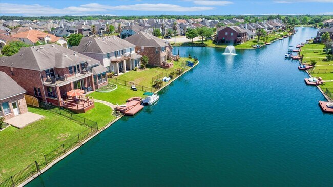 Building Photo - 18011 Darling Point Ct