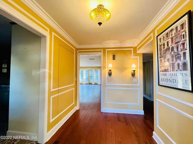 Building Photo - 2950 St Johns Ave