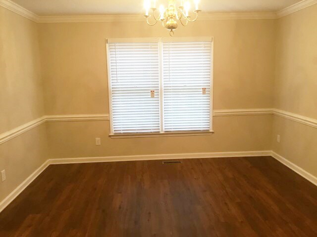 Foto del edificio - 6400 Ivystone Dr