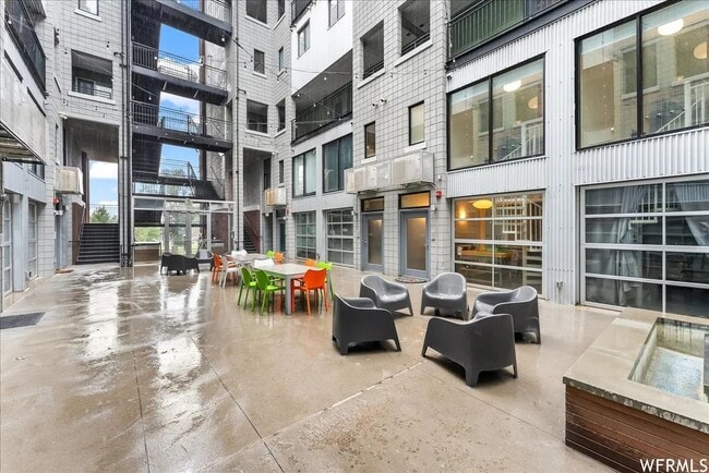 Photo - 360 W Broadway Apartment