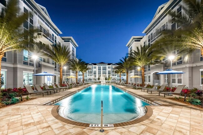 Building Photo - Magnolia Square