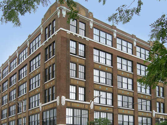 Building Photo - The Draper
