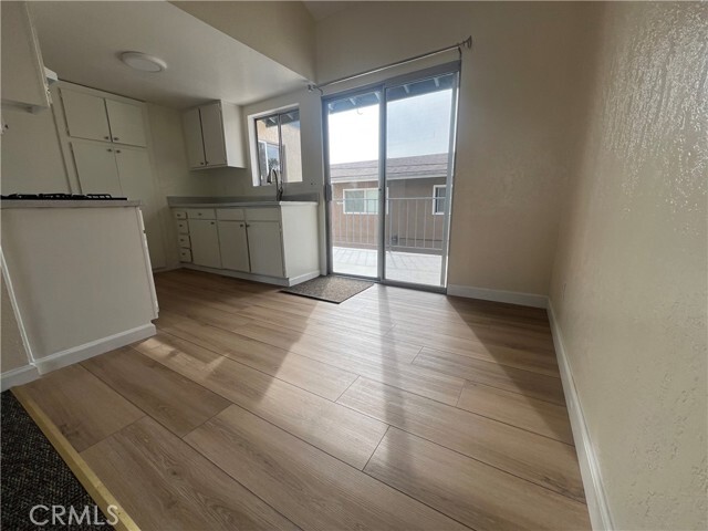 Building Photo - 2014 Maple Ave